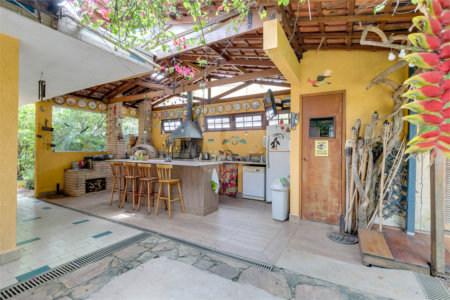Casa Térrea à venda ou para alugar com 5 quartos, sendo 2 suítes,  em Jardim Prudência, São Paulo, SP