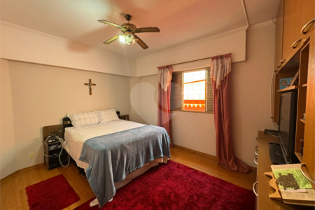 Casa com 03 Dormitórios á venda, em Jardim Alvorada, São Carlos.