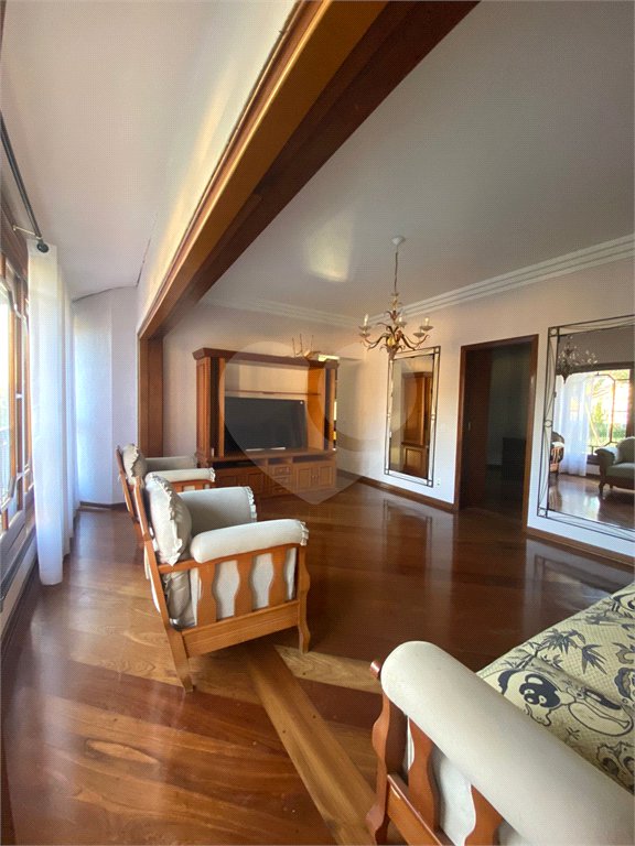 Casa à venda com 3 quartos, sendo 4 suítes,  no condomínio Estância Marambaia, Vinhedo - SP