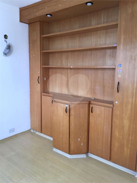 Apartamento à venda com 3 quartos, sendo 1 suíte, em Jardim Parque Morumbi, São Paulo, SP