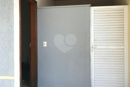Casa à venda com 3 quartos, sendo 1 suíte,  no condomínio Horto Florestal II, Sorocaba - SP
