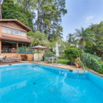 Casa à venda com 4 quartos, sendo 2 suítes, em Jardim Cordeiro, São Paulo, SP
