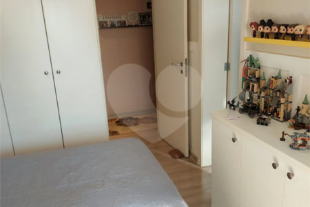 Apartamento à venda com 3 suítes em Jardim Ampliação, São Paulo, SP