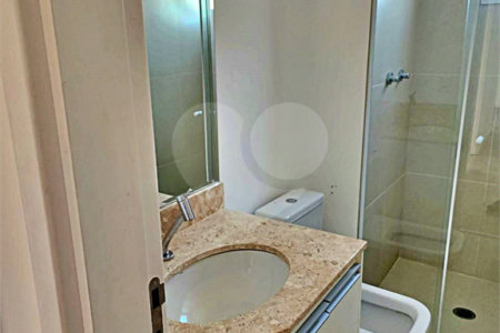 Apartamento à venda com 3 quartos, sendo 1 suíte,  em Jardim Caravelas, São Paulo, SP
