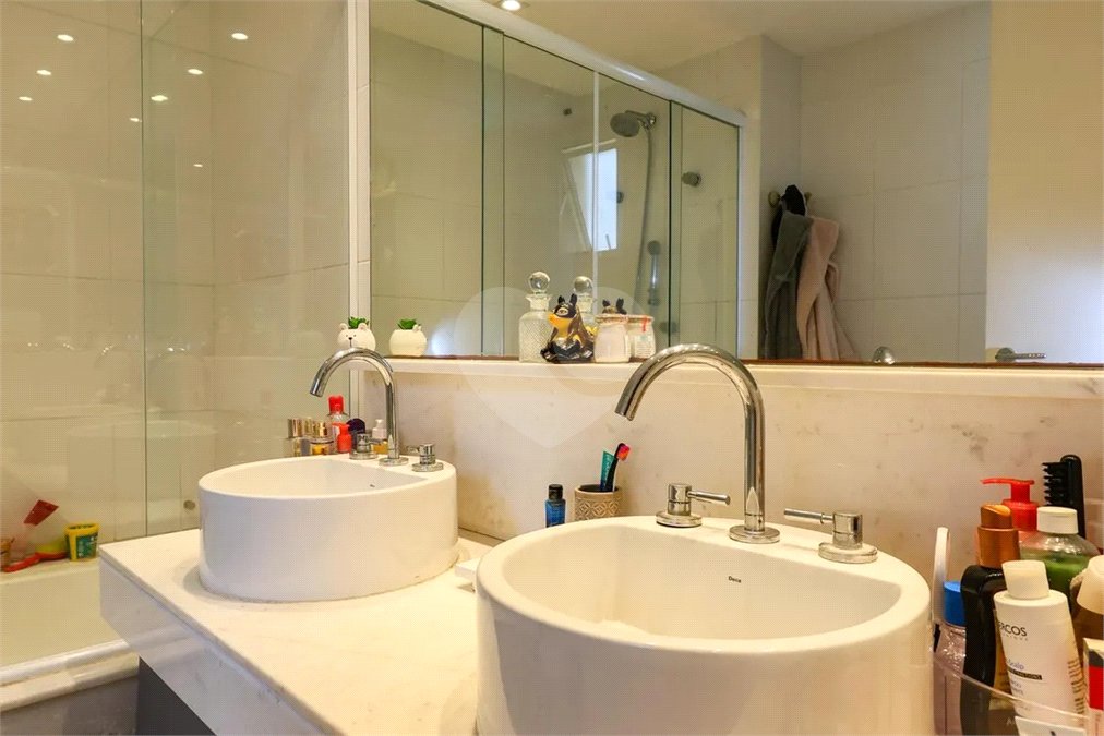 Cobertura à venda ou para alugar com 3 suítes em Vila Suzana, São Paulo, SP