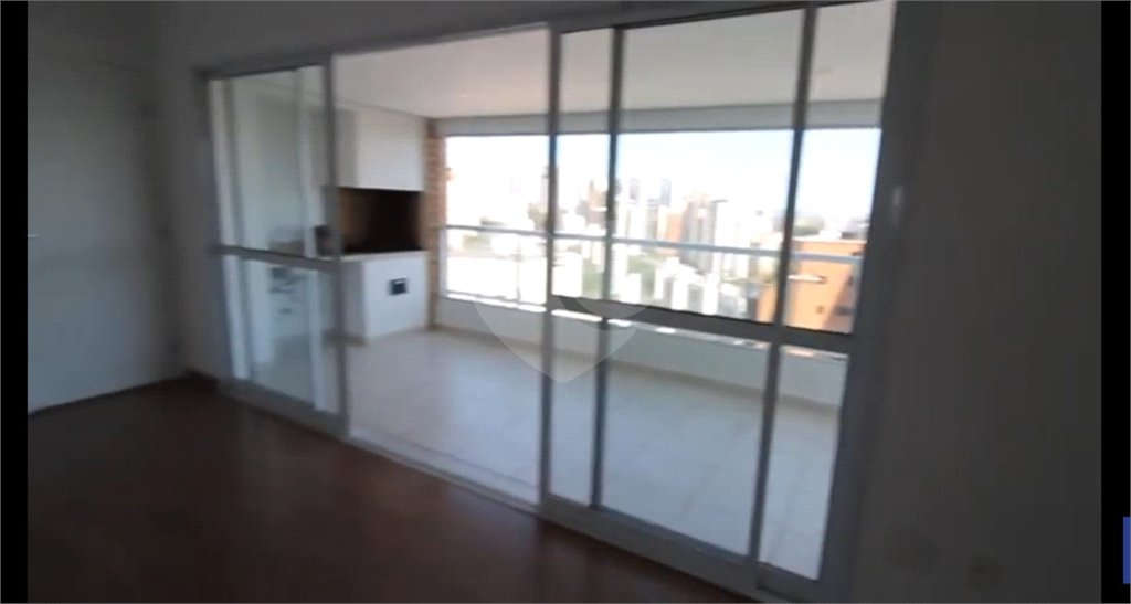 Apartamento à venda com 3 quartos, sendo 1 suíte, em Morumbi, São Paulo, SP
