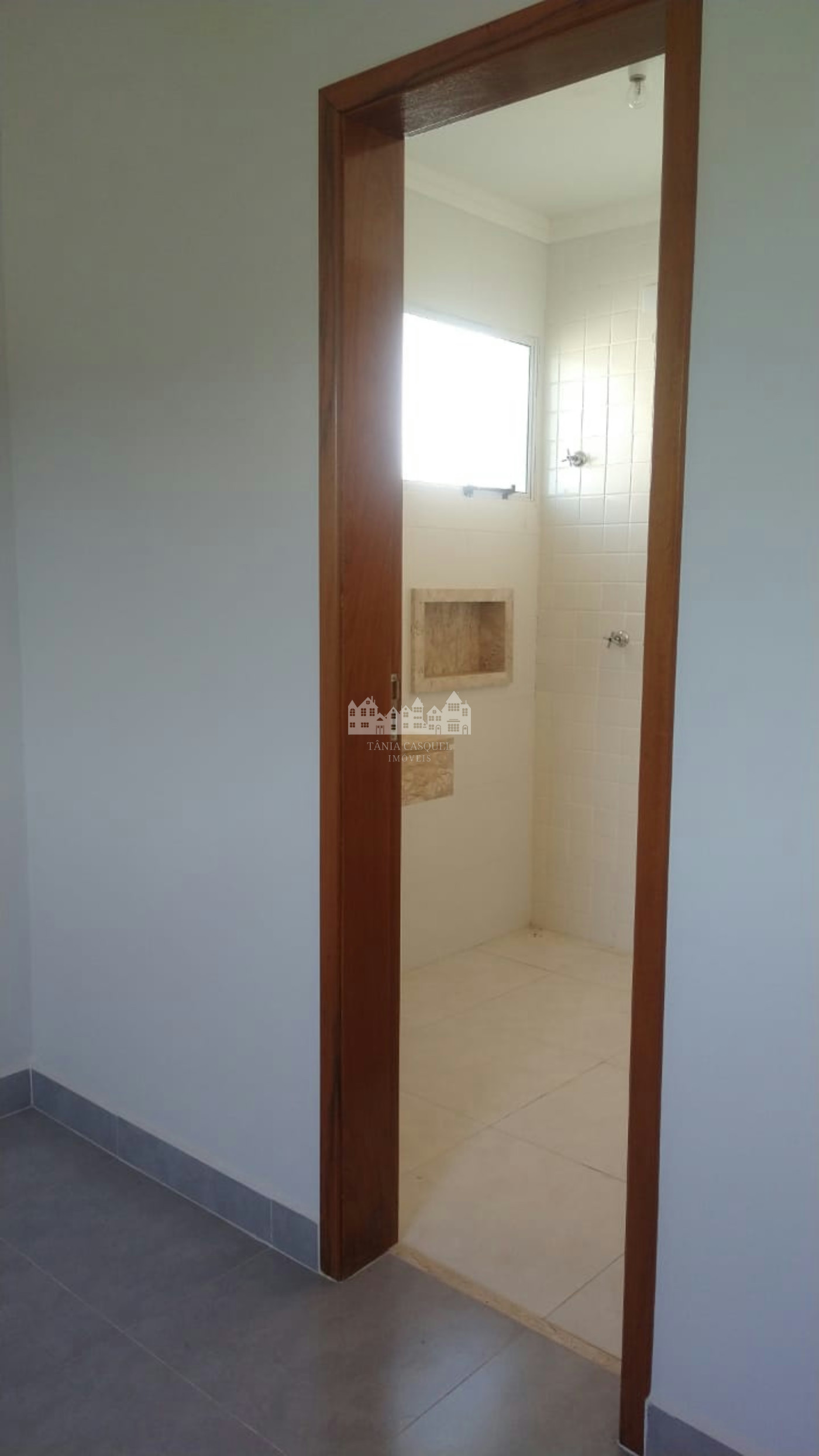 Casa à venda com 3 quartos, sendo 2 suítes, em Jardim do Lago, Atibaia, SP
