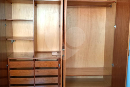 Apartamento à venda ou para alugar com 4 quartos, sendo 1 suíte,  em Vila Andrade, São Paulo, SP