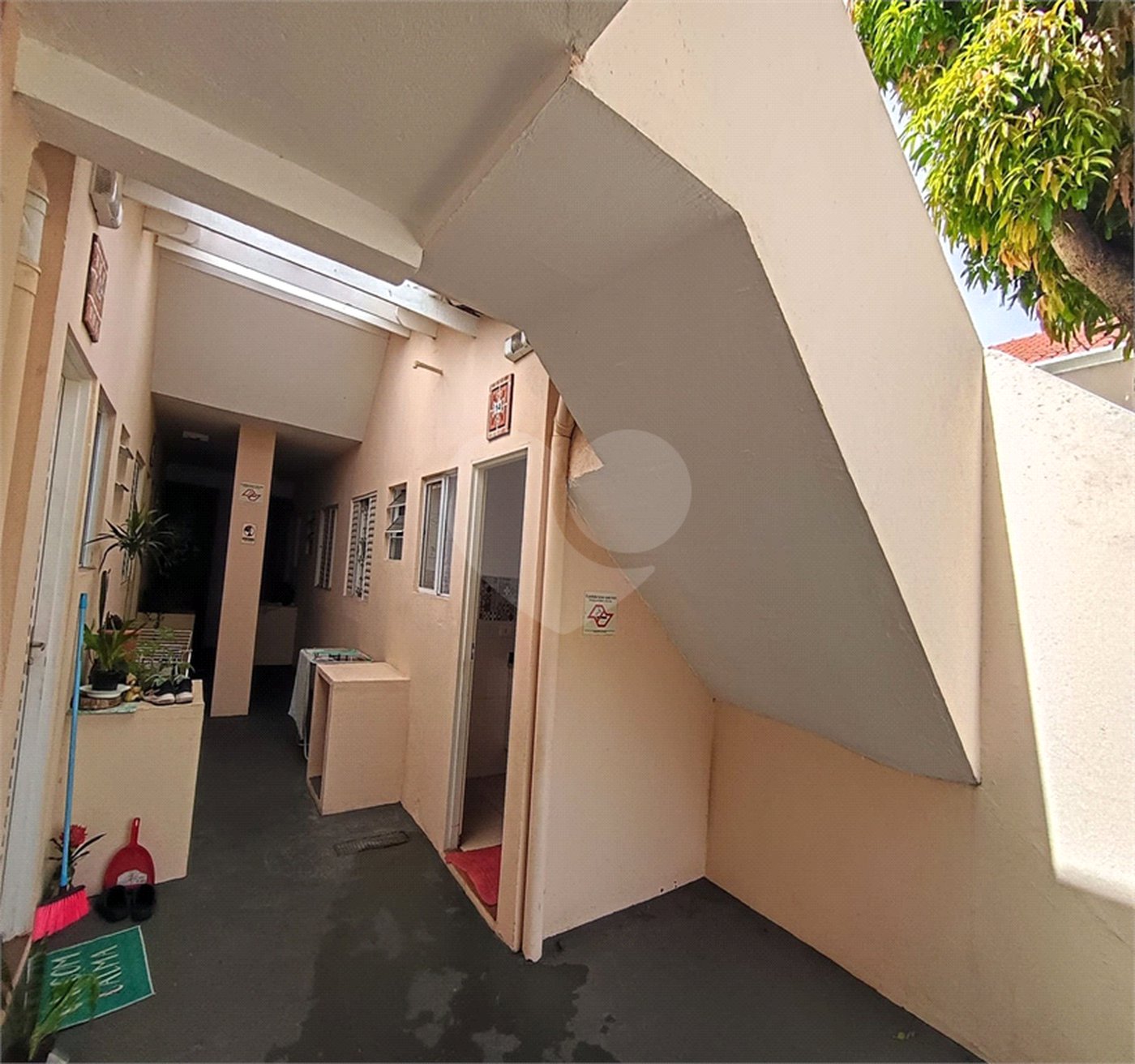 Casa para alugar com 1 quarto no condomínio Cond R Claudio Rodrigues Lopes, São Paulo - SP