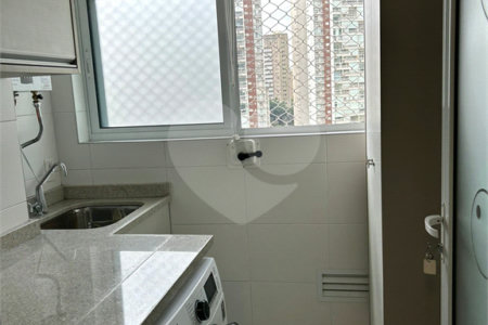 Apartamento à venda com 3 quartos, sendo 1 suíte,  em Jardim Caboré, São Paulo, SP