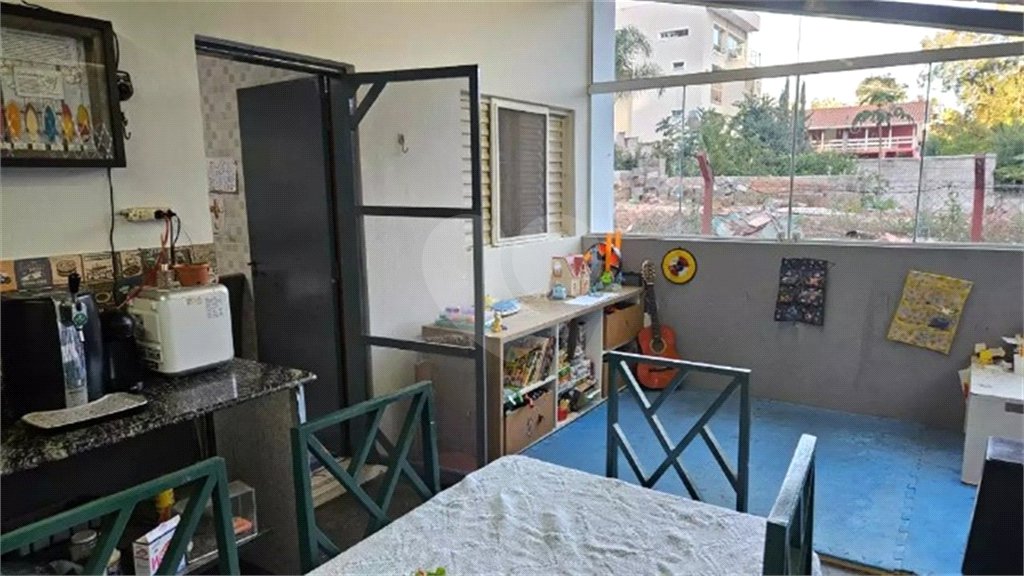 Casa à venda com 3 quartos, sendo 2 suítes, no condomínio Vinhas da Vista Alegre - Lado Café, Vinhedo - SP