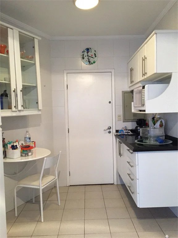 Apartamento à venda com 3 quartos, sendo 1 suíte, em Vila Andrade, São Paulo, SP