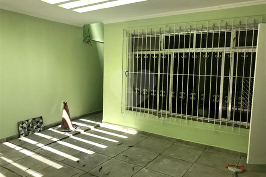 Casa à venda com 3 quartos, sendo 1 suíte, em Interlagos, São Paulo, SP