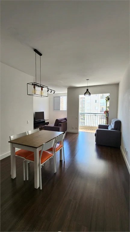 Apartamento à venda com 2 quartos, sendo 1 suíte, em Vila Praia, São Paulo, SP