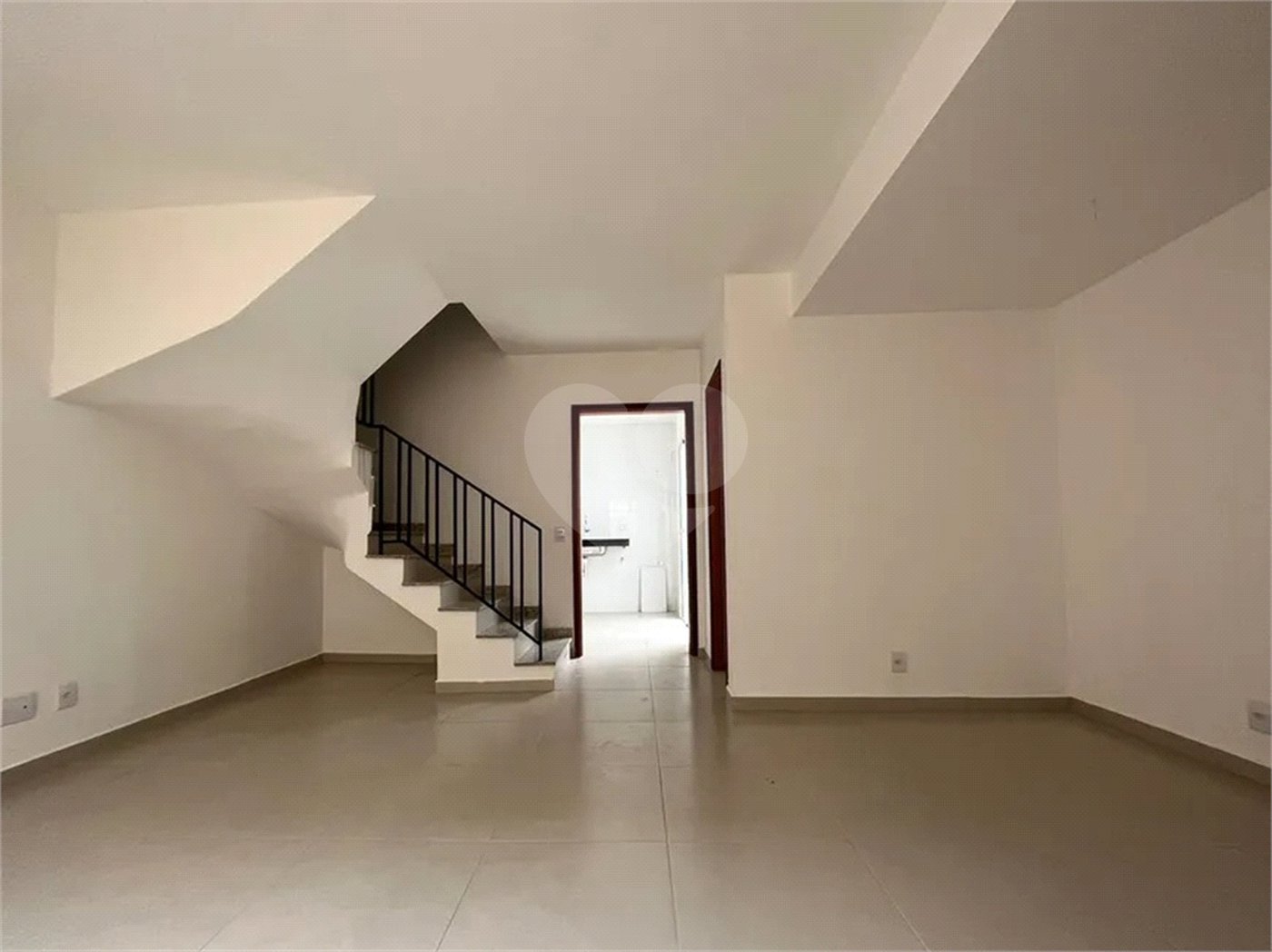 Casa à venda com 2 suítes no condomínio Residencial DI Luca, São Paulo - SP