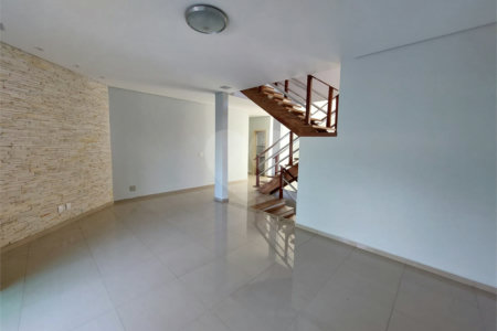Casa à venda com 3 quartos, sendo 1 suíte, no condomínio Village Saint Clair, Sorocaba - SP