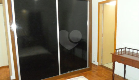 Sobrado à venda com 8 quartos, sendo 7 suítes, em Brooklin, São Paulo, SP