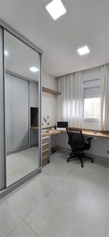 Apartamento à venda com 2 quartos, sendo 1 suíte,  em Vila Andrade, São Paulo, SP