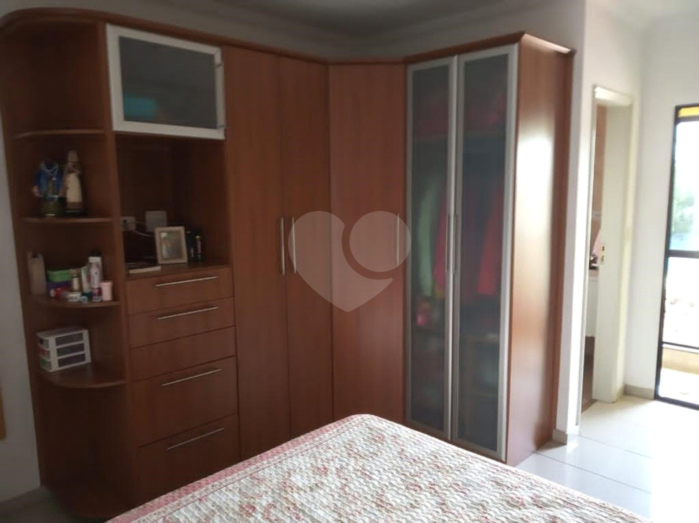 Sobrado à venda com 3 quartos, sendo 1 suíte,  em Vila Medeiros, São Paulo, SP