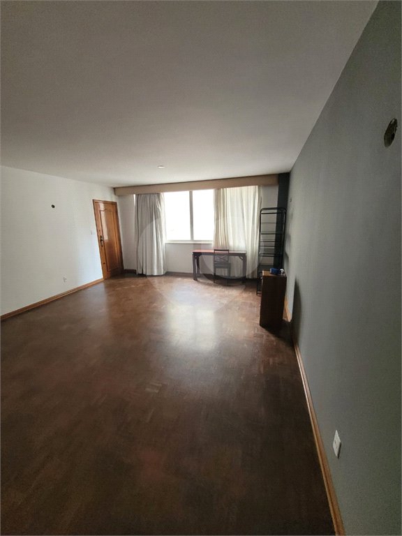 Excelente apartamento à venda no Paraíso, 3 quartos (1 suíte), localização privilegiada