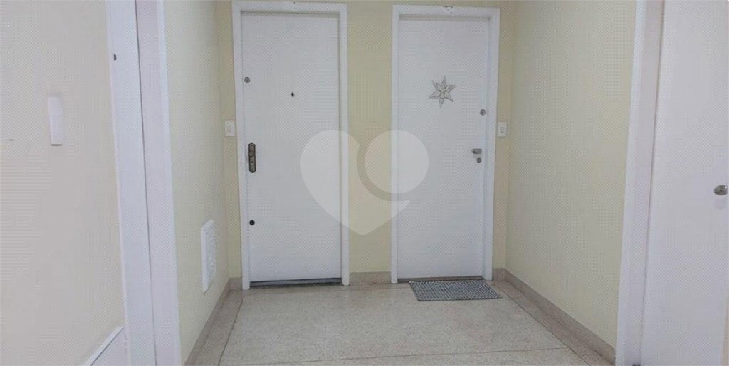 Apartamento de 03 dormitórios. Agende uma visita.