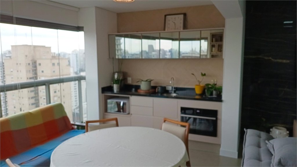 Apartamento à venda com 2 suítes em Jardim das Acácias, São Paulo, SP