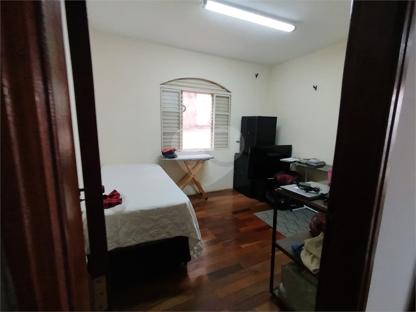 Casa à venda com 3 quartos, sendo 1 suíte, em Jardim Leocádia, Sorocaba, SP