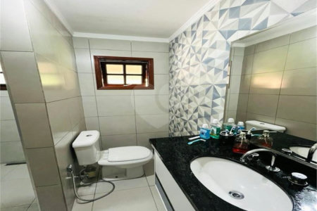 Casa à venda com 4 suítes no condomínio Vale do Lago, Sorocaba - SP
