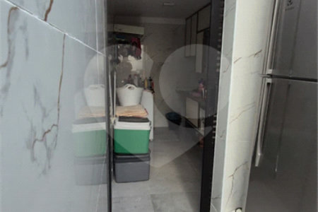 Casa à venda com 3 quartos em Vila Oliveira, Mogi das Cruzes, SP