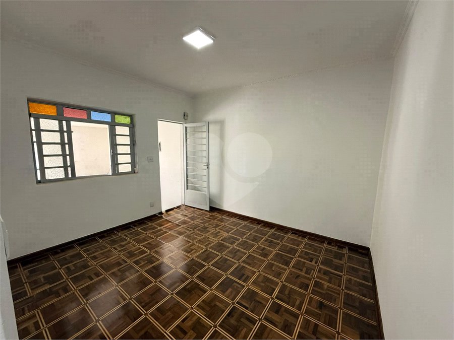 Casa Térrea à venda ou para alugar com 2 suítes em Alvinópolis, Atibaia, SP