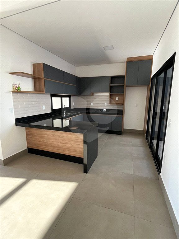 Casa à venda com 3 quartos, sendo 1 suíte,  no condomínio Park Gran Reserve, Indaiatuba - SP