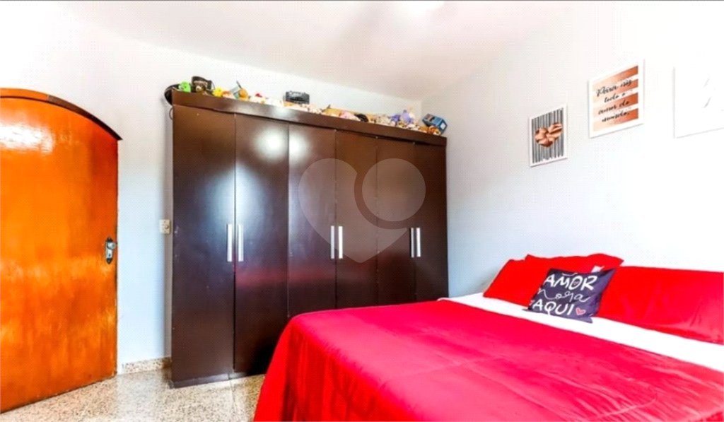 Sobrado à venda com 3 quartos, sendo 1 suíte, em Parque Edu Chaves, São Paulo, SP