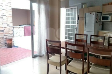 Casa à venda com 3 quartos, sendo 1 suíte,  em Santana, São Paulo, SP