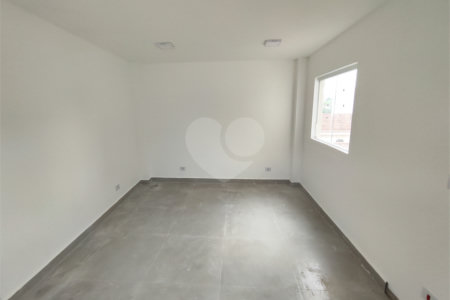 Apartamento à venda com 2 quartos em Vila Vitório Mazzei, São Paulo, SP