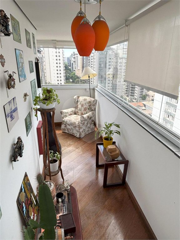 Apartamento à venda com 3 suítes em Indianópolis, São Paulo, SP