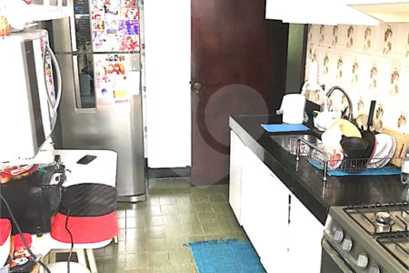 Casa Térrea à venda com 3 quartos, sendo 2 suítes,  em Alto da Lapa, São Paulo, SP
