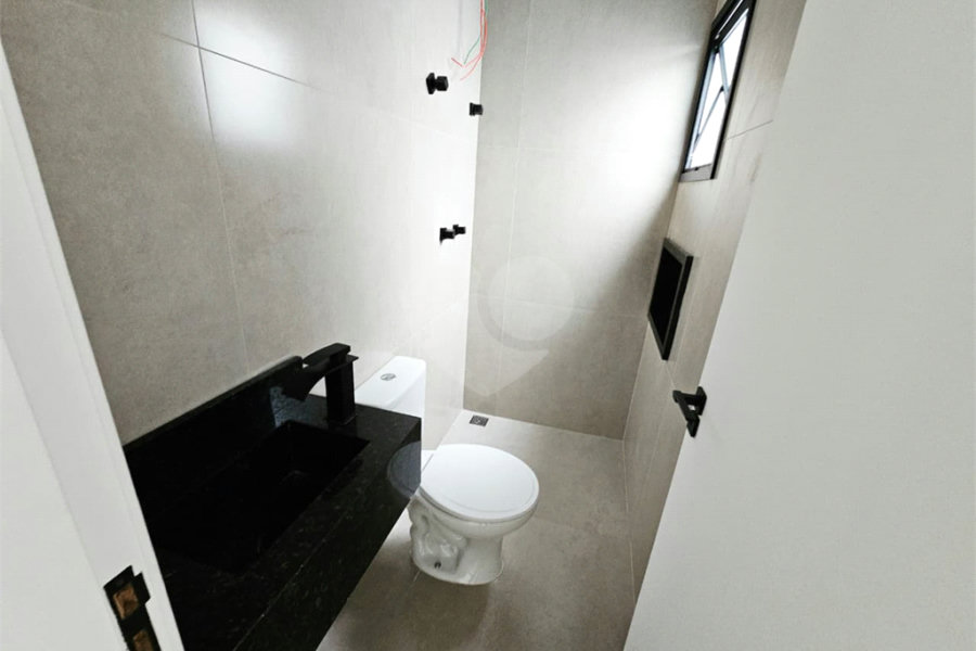 Sobrado à venda com 3 quartos, sendo 2 suítes, em Vila Guilherme, São Paulo, SP