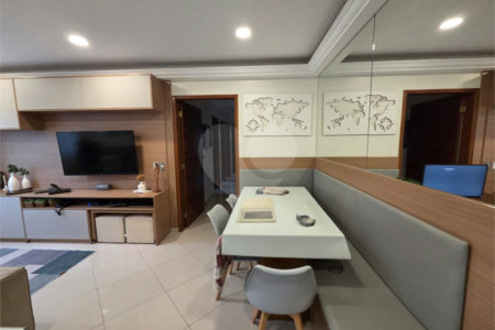 Apartamento à venda com 3 quartos, sendo 1 suíte, em Tijuca, Rio de Janeiro, RJ
