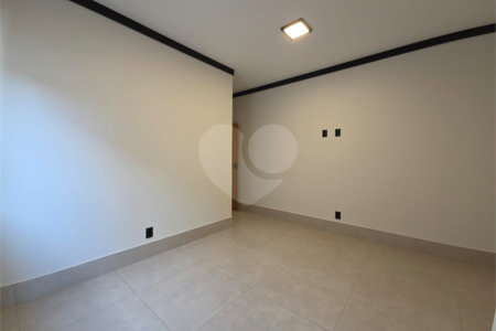 Casa à venda com 3 quartos, sendo 1 suíte, no condomínio Cerejeiras, Araçoiaba da Serra - SP