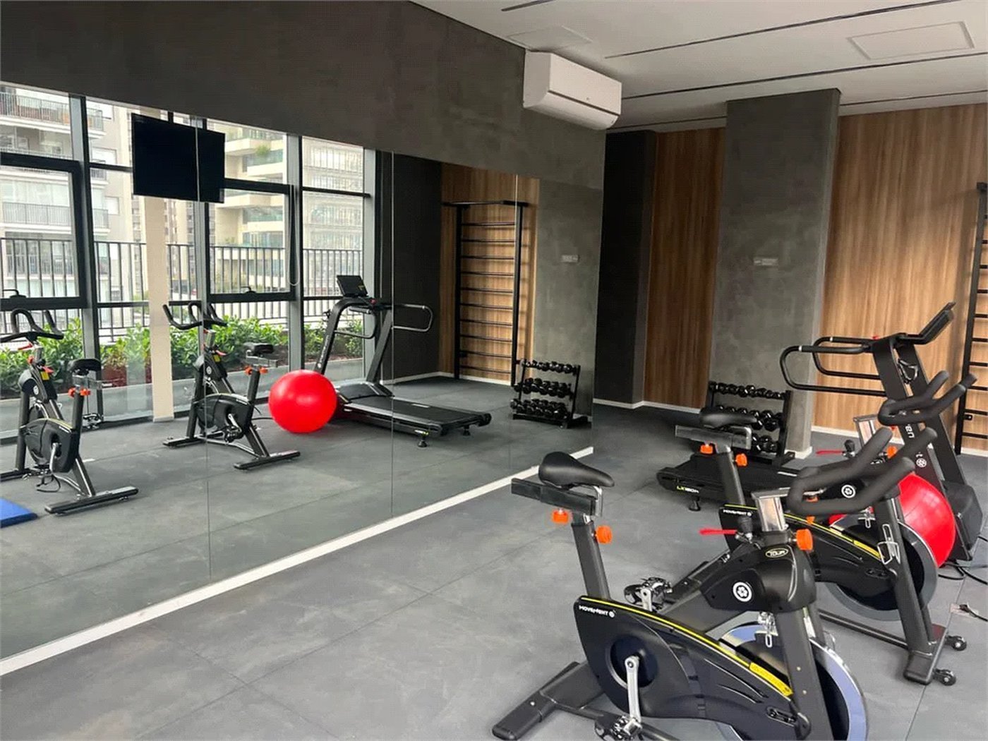 Apartamento à venda com 1 quarto em Vila Cordeiro, São Paulo, SP