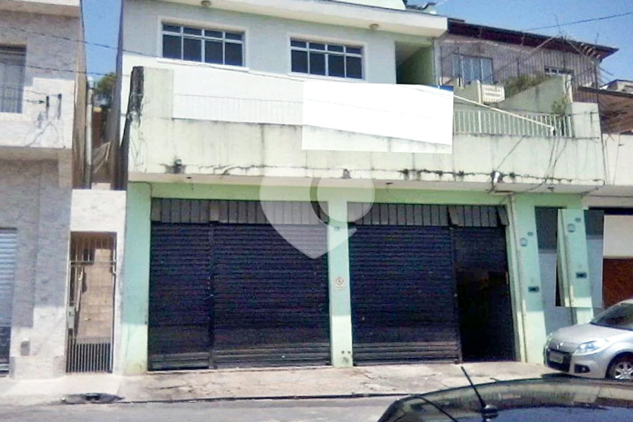 Sobrado à venda com 4 quartos em Santana, São Paulo, SP