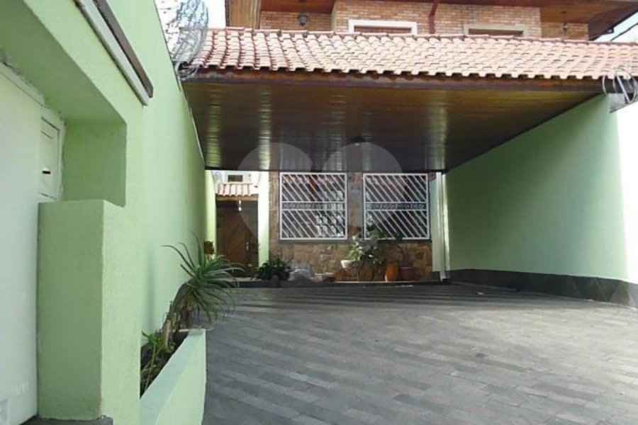 Sobrado à venda com 3 suítes em Vila Mazzei, São Paulo, SP