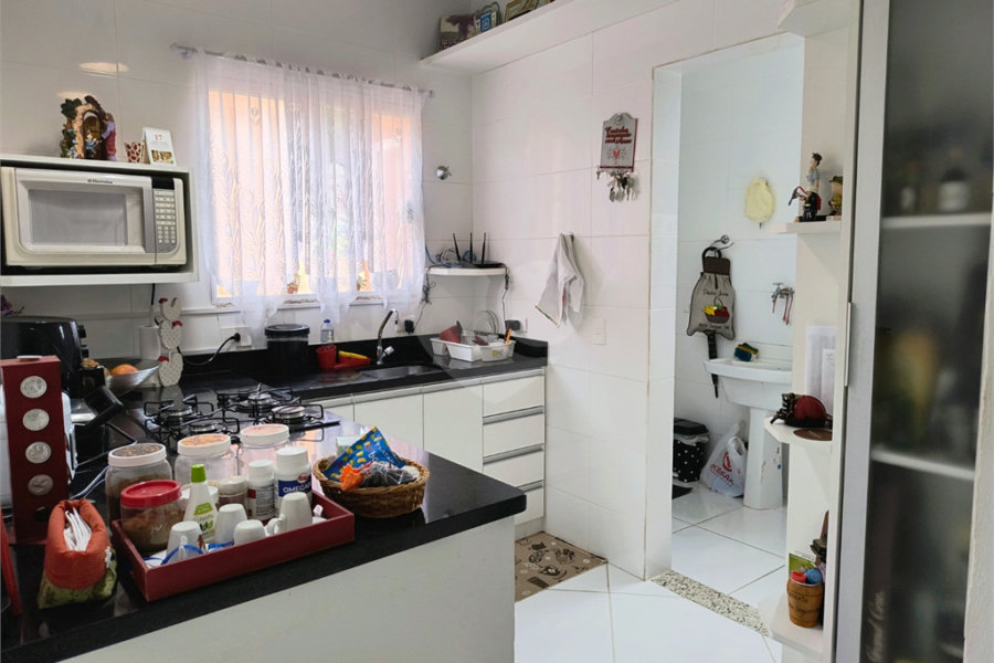 Casa à venda com 4 suítes em Roseira, Mairiporã, SP