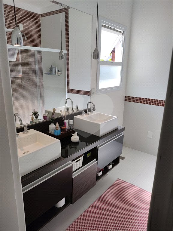 Casa à venda com 3 suítes no condomínio Reserva dos Vinhedos, Louveira - SP