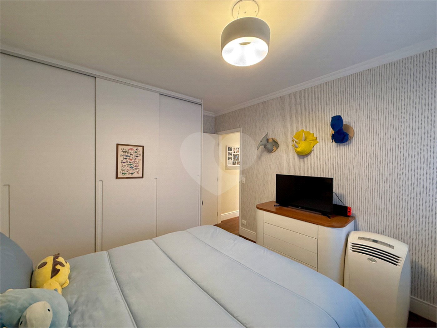 Apartamento à venda com 3 suítes em Campo Belo, São Paulo, SP