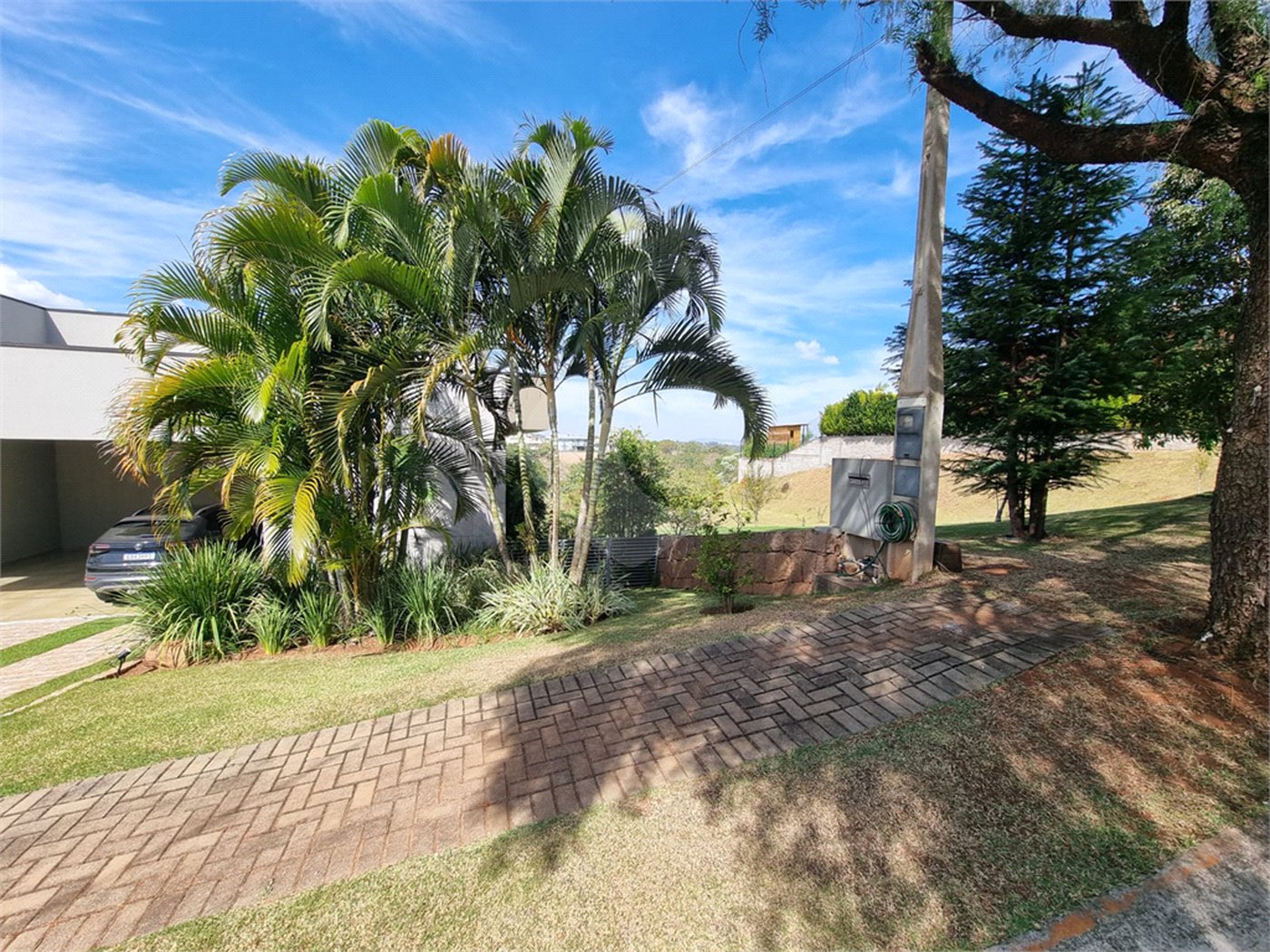 Casa à venda com 3 suítes no condomínio Campo de Toscana, Vinhedo - SP