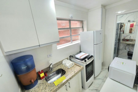 Apartamento mobiliado próximo da praia com 1 dormitório à venda, 32 m² por R$ 390.000 - Embaré - Santos/SP