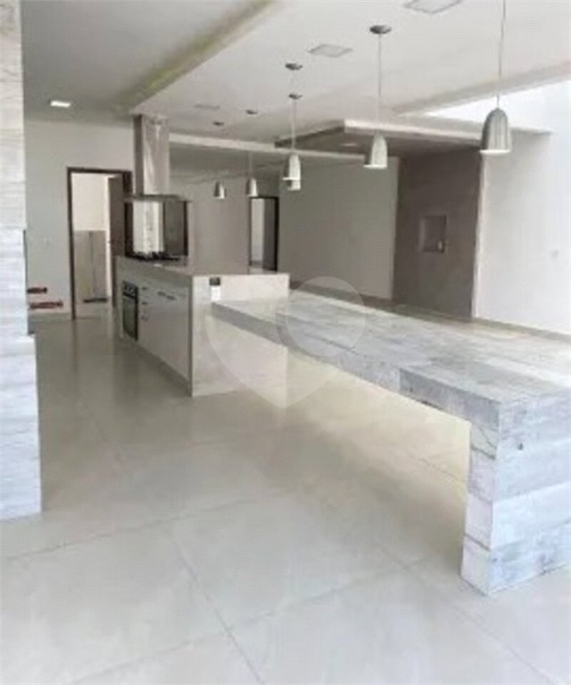 Casa à venda com 3 quartos no condomínio Villa D' Oro, Vinhedo - SP