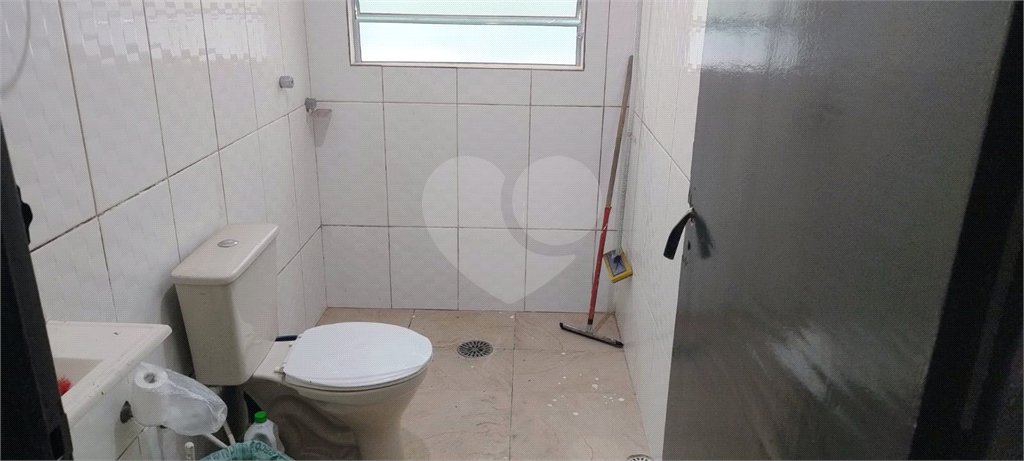 2 Casas – Bairro Aricanduva - c/ Salão Alugado – 56 m2 e 80 m2 – Terreno 5 x 25