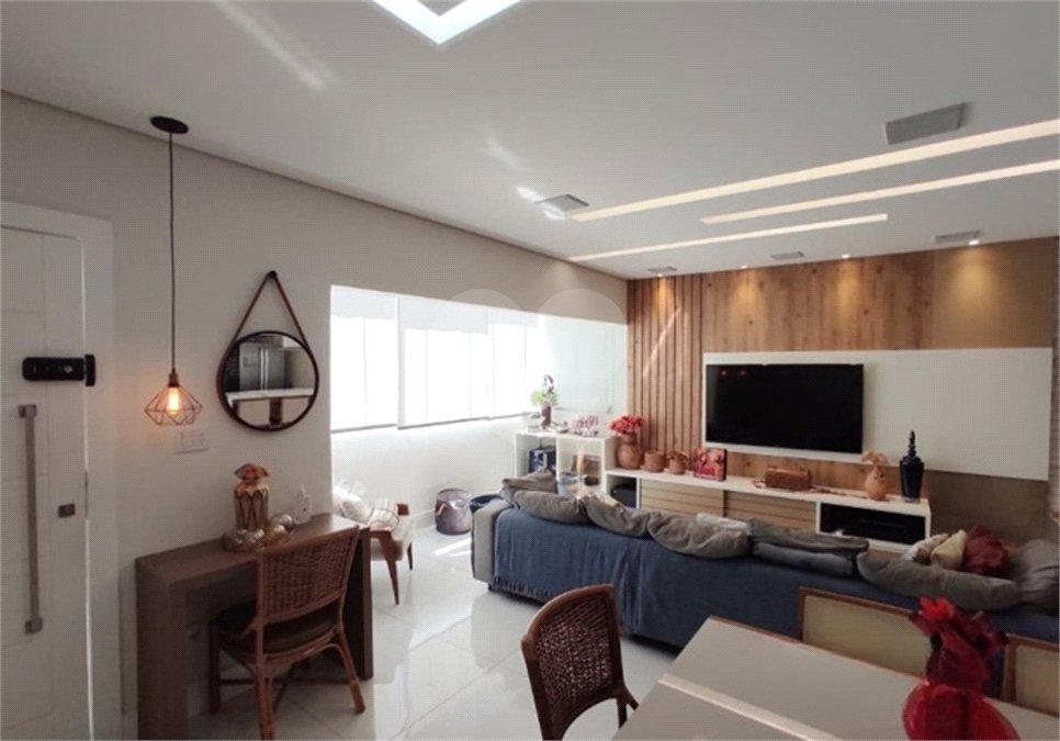 Casa à venda com 2 suítes no condomínio Residencial Lima e Silva, São Paulo - SP